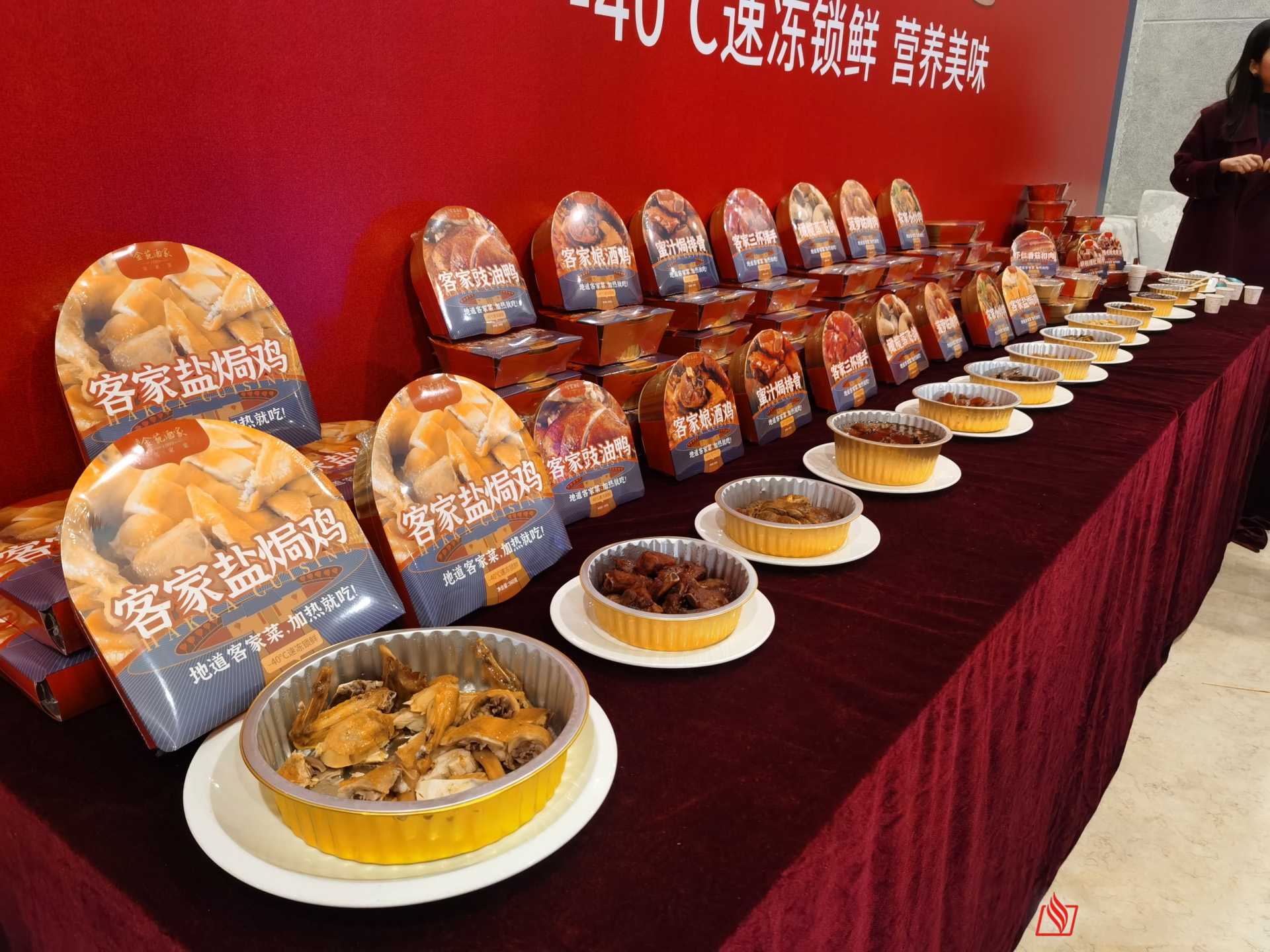 预制菜锁鲜革命！一台 “会呼吸” 的包装机如何让料理包媲美现做？