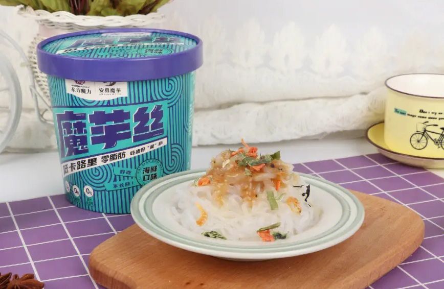 1723615651965304.jpg 桶装泡面02.jpg