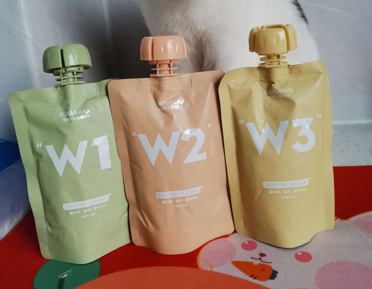 1741843893592357.jpg 宠物粮02.jpg