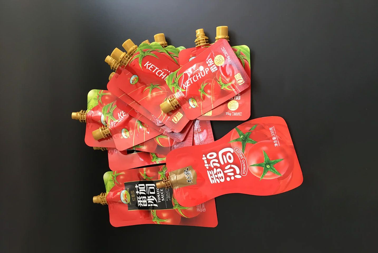 1756956395440296.jpg 吸嘴袋番茄酱02.jpg